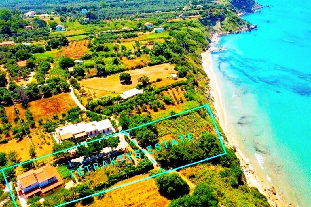 Tetraktys Estate Beachside Υδωρ Ágios Matthaíos Esterno foto