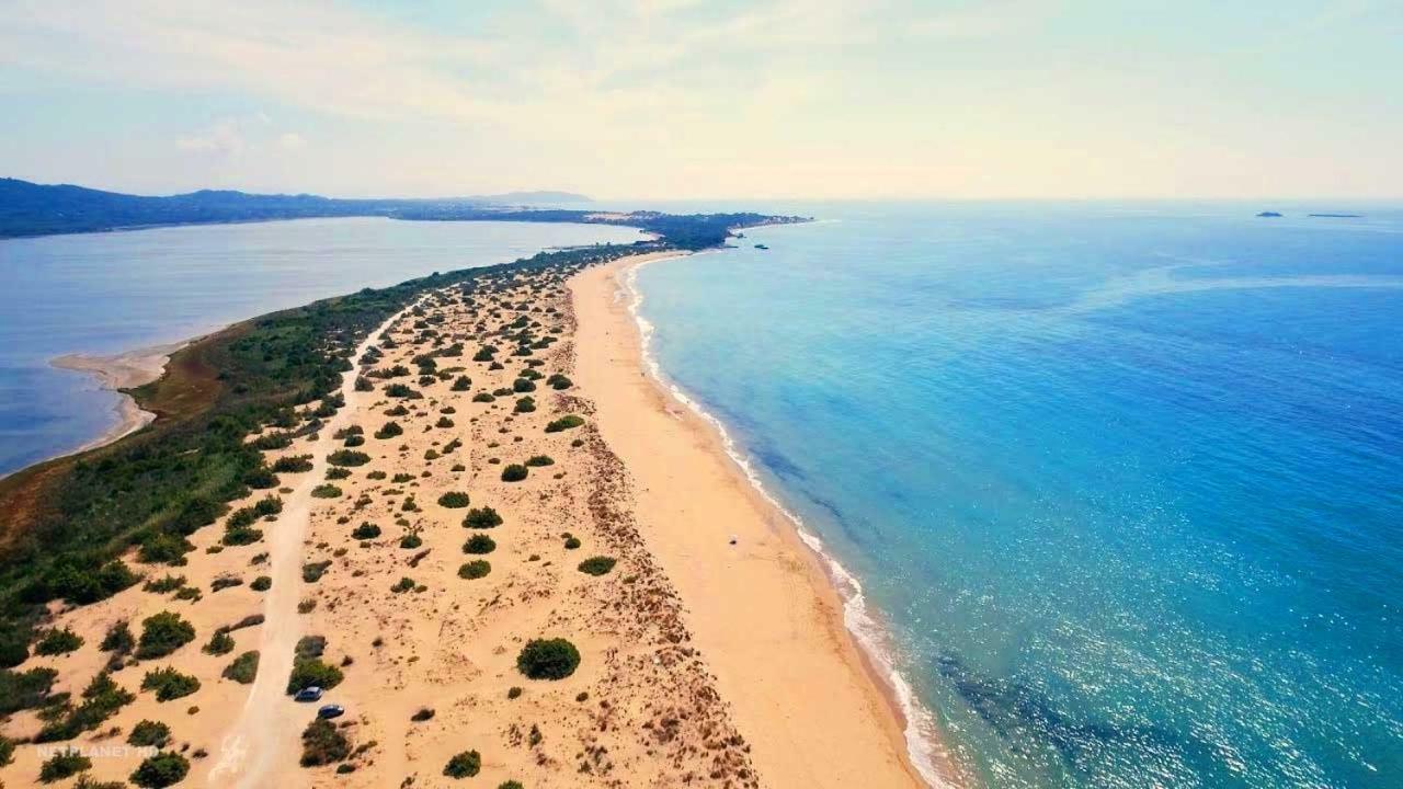 Tetraktys Estate Beachside Υδωρ Ágios Matthaíos Esterno foto